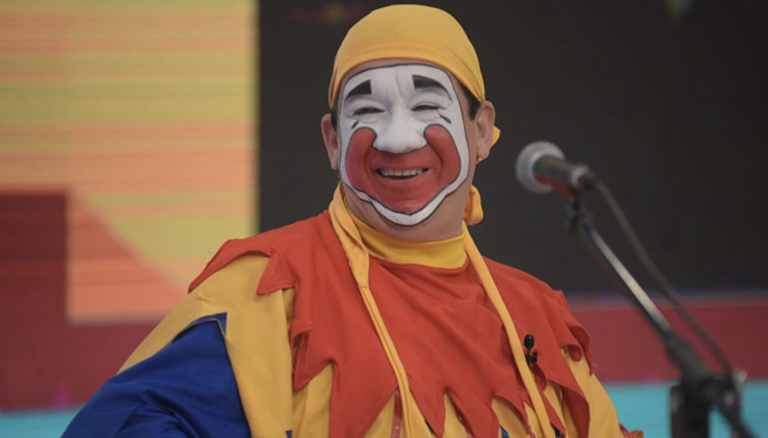 Piñón Fijo llenó de risas a Laguna Larga 